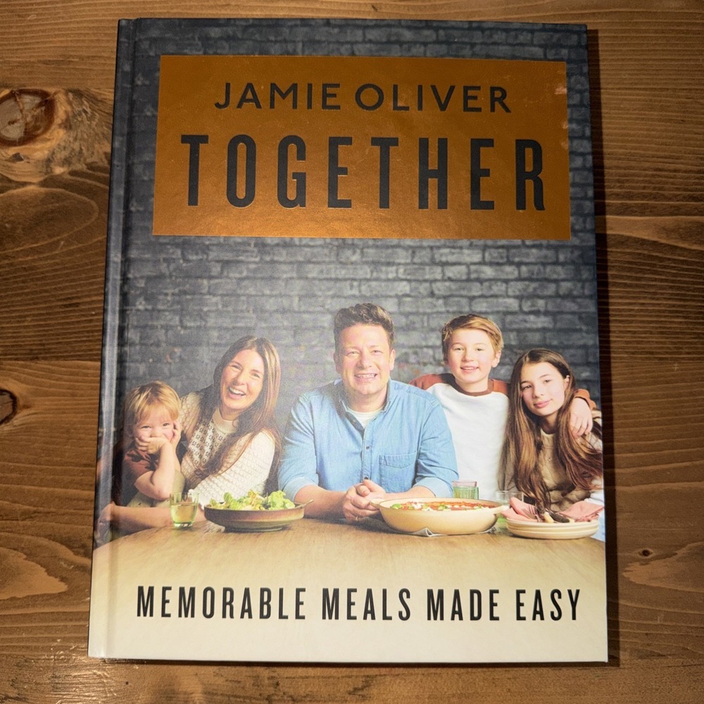 Together: Memorable Meals Made Easy Jamie Oliver Hardcover Book NEW! Meal Plans - Picture 1 of 2